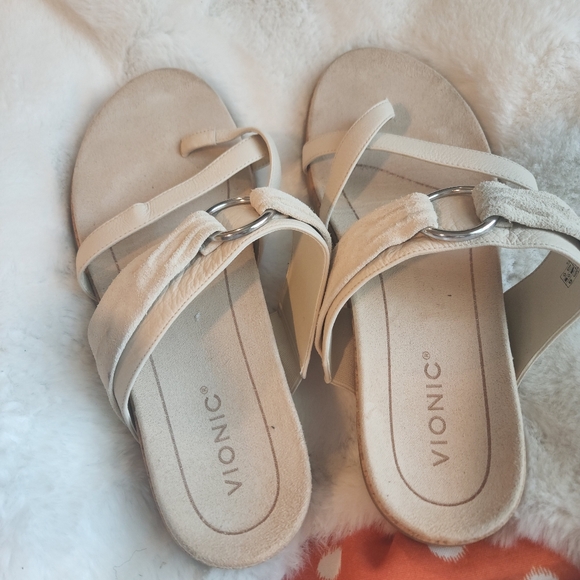Vionic sandals - Picture 3 of 7